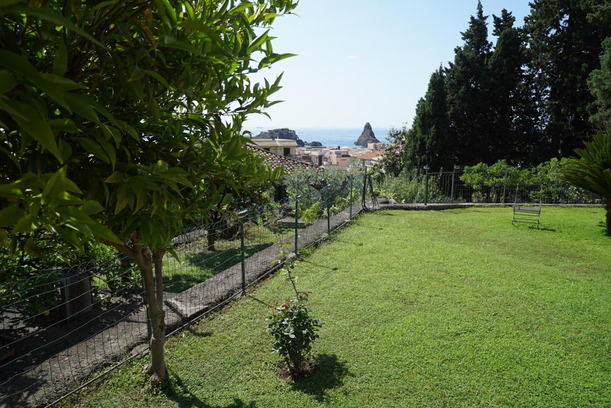 La Magnolia Apartamento Aci Trezza Exterior foto